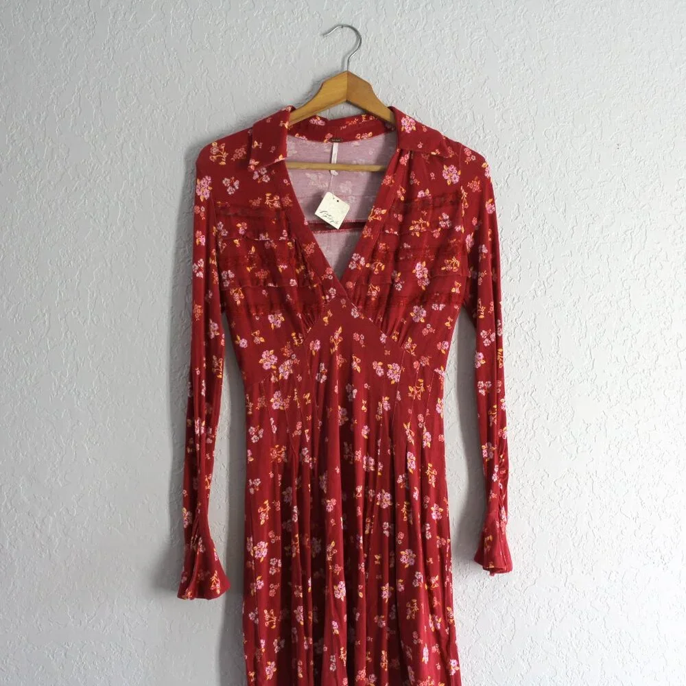 Free People Good Days Mini Dress in Pop Combo Size XS red floral V-neck New - Picture 5 of 11